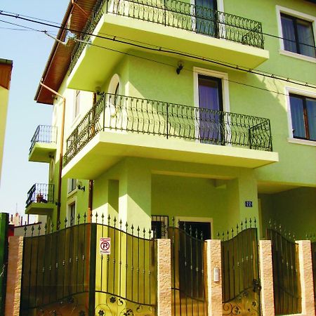 Villa Edera Residence - Gazda Profesionista Bükreş Dış mekan fotoğraf